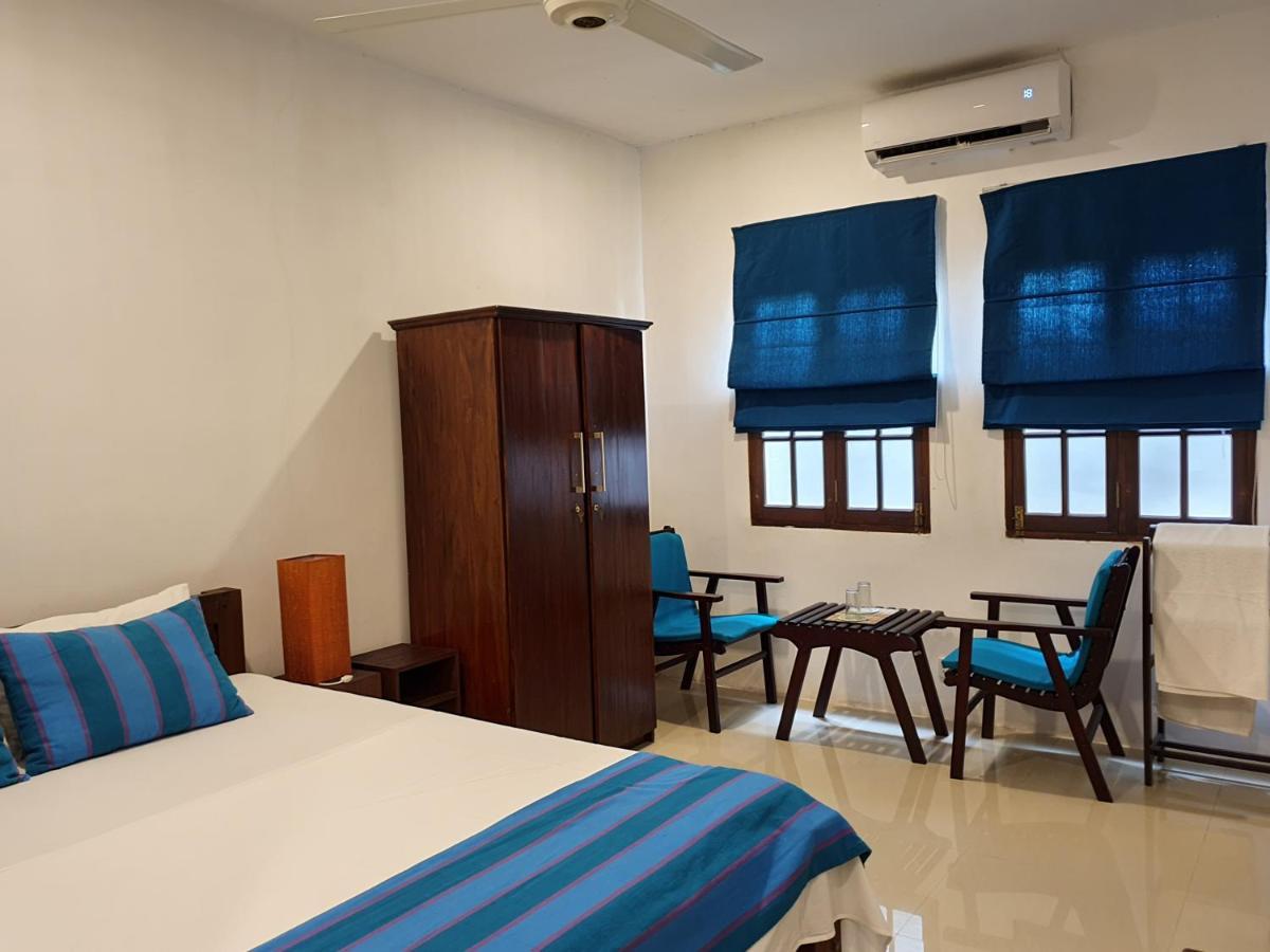 Lohas Beach Resort Villa Kalutara Bagian luar foto